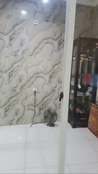 Rumah exclusive di JGC, Dbanyan semi furnish lokasi strategis dekat ke toll-5