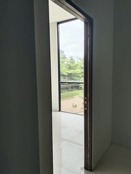 Rumah usaha 2 lantai ready stock di Avoria Estate, Kemang Bogor, siap digunakan untuk berbagai usaha, dekat ke toll Borr-8