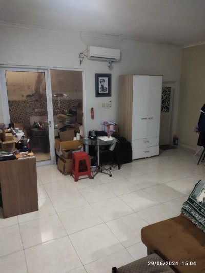 Rumah Cluster Teresta Metland Menteng Jakarta Timur