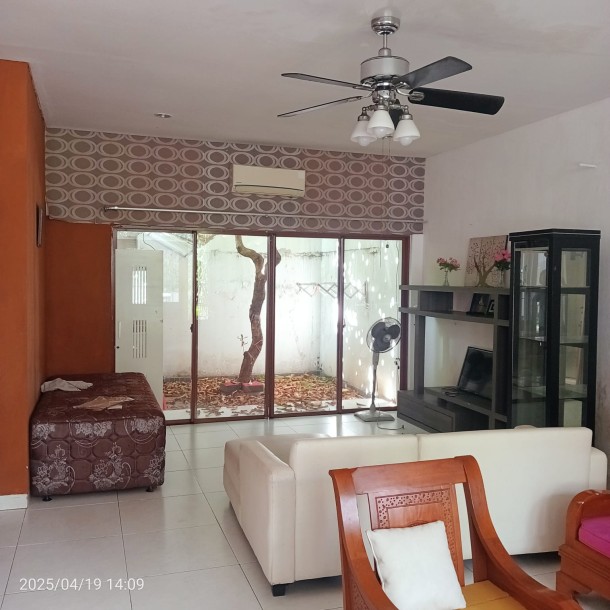 Rumah sewa full furnish di Cluster Alamanda, JGC Jakarta timur-3