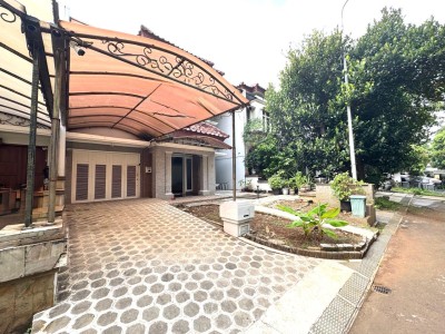 Dijual Rumah di Kelapa Gading (Semi Furnish) - Jakarta Utara-2