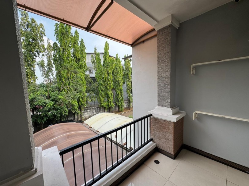 Dijual Rumah di Kelapa Gading (Semi Furnish) - Jakarta Utara-3