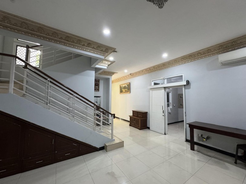 Dijual Rumah di Kelapa Gading (Semi Furnish) - Jakarta Utara-7